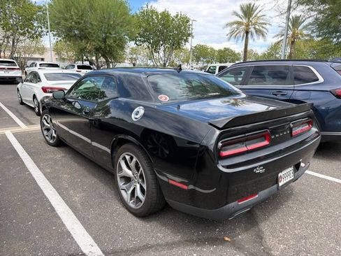 Used 2015 Dodge Challenger SXT Plus w/ Driver Convenience Group RWD image 2