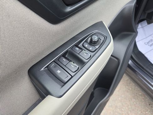 Used 2025 Subaru Forester image 13