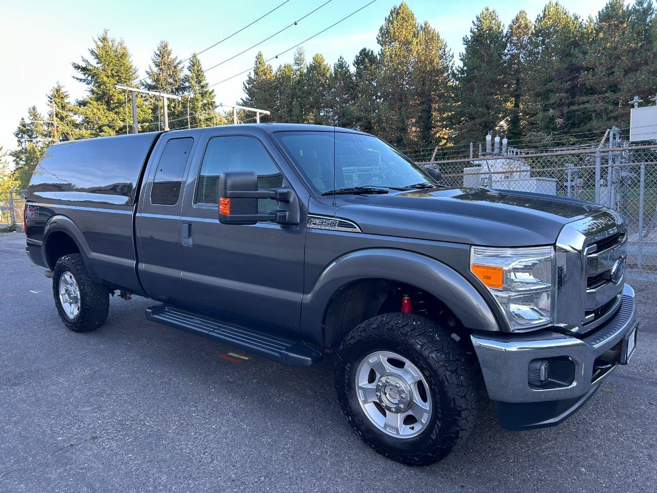 Used 2016 Ford F350 XLT AWD/4WD image 3