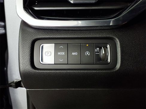 New 2026 GMC Acadia Elevation image 18