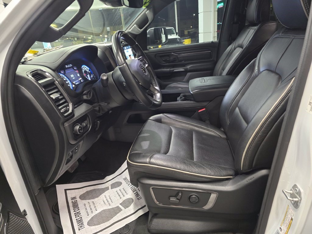 Used 2022 RAM 1500 Limited w/ Body Color Bumper Group AWD/4WD image 18