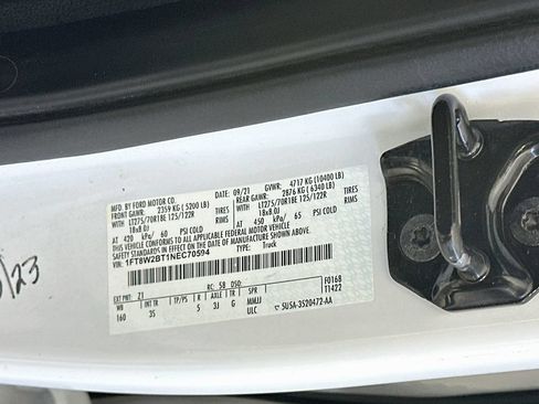 Used 2022 Ford F250 XLT w/ XLT Value Package AWD/4WD image 35