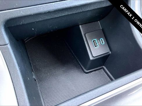 Used 2024 Ford Edge SEL image 15