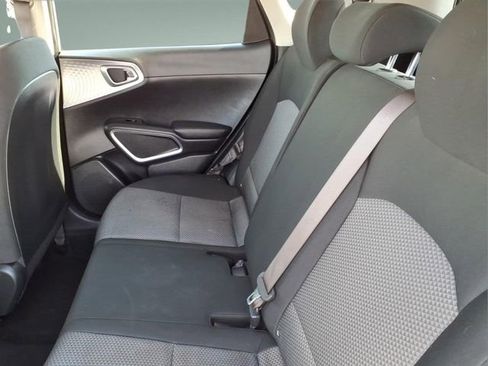 Used 2022 Kia Soul LX w/ Technology Package FWD image 15