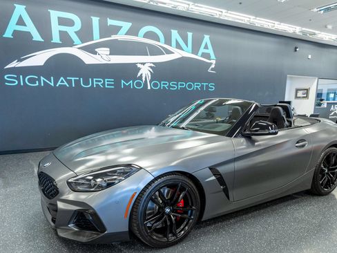 Used 2021 BMW Z4 M40i w/ Executive Package RWD image 1