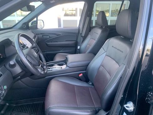Used 2024 Honda Ridgeline Black Edition image 9
