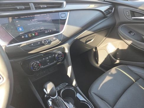 Used 2023 Buick Encore GX Essence w/ Experience Buick Package image 41