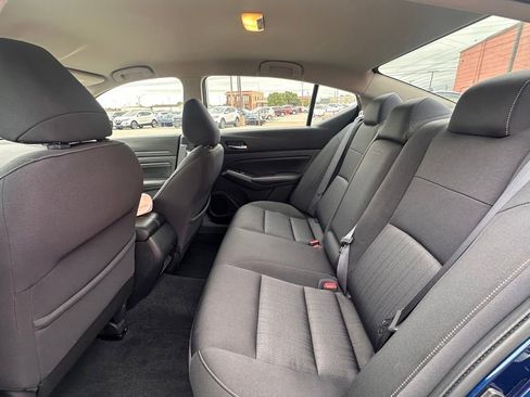Used 2019 Nissan Altima 2.5 S FWD image 10