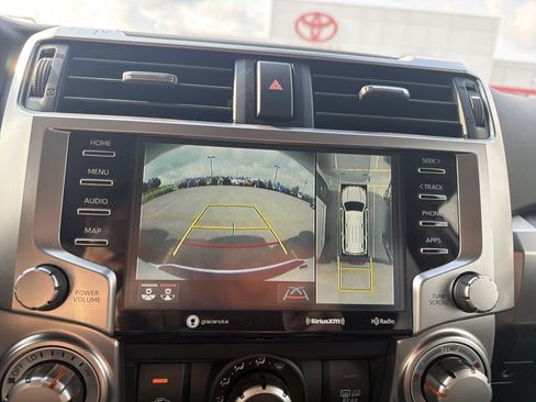 Used 2024 Toyota 4Runner SR5 Premium w/ Moonroof Package AWD/4WD image 20