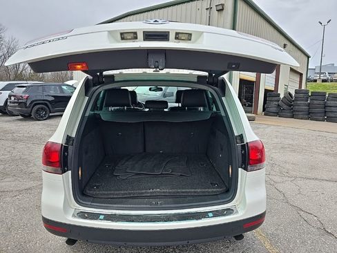 Used 2008 Volkswagen Touareg VR6 image 18