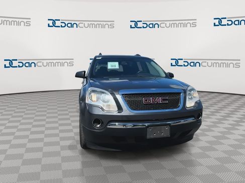 Used 2011 GMC Acadia SL w/ Preferred Package FWD image 3