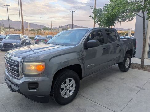 Used 2020 GMC Canyon 2WD Crew Cab w/ Convenience Package image 3