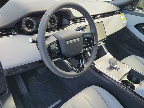 New 2026 Land Rover Range Rover Evoque S AWD/4WD image 25