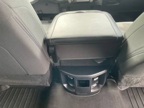 Used 2024 RAM 2500 Tradesman w/ Chrome Appearance Group AWD/4WD image 43