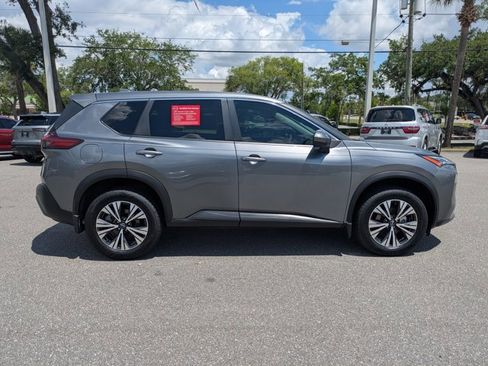 Certified 2023 Nissan Rogue SV FWD image 3
