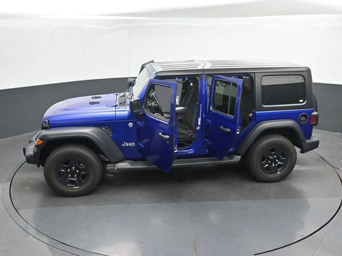 Used 2018 Jeep Wrangler Unlimited Sport AWD/4WD image 50