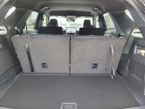 New 2026 Ford Explorer ST-Line w/ ST-Line Street Pack image 8