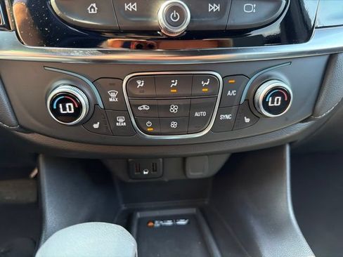 Certified 2023 Chevrolet Traverse LT w/ Midnight/Sport Edition AWD/4WD image 26