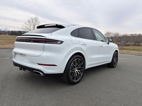 New 2026 Porsche Cayenne Coupe image 7
