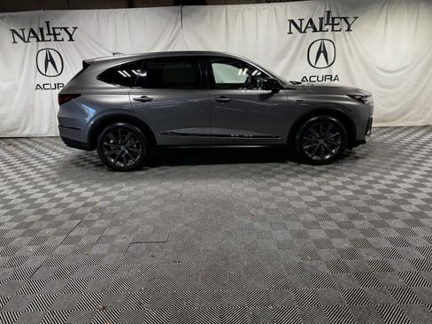 Used 2025 Acura MDX A-Spec image 2