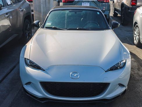 Used 2016 MAZDA MX-5 Miata Club RWD image 3