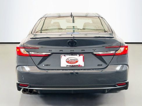 New 2026 Toyota Camry SE FWD image 5