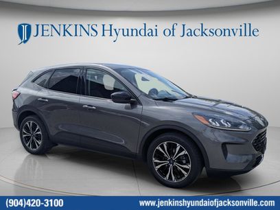 Used 2022 Ford Escape SE w/ SE Sport Appearance Package