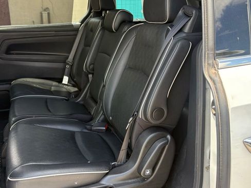 Used 2022 Honda Odyssey Elite image 11