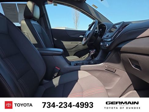 Used 2024 Chevrolet Equinox RS w/ LPO, Floor Liner Package AWD/4WD image 18