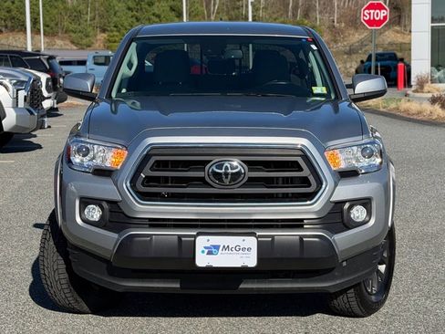 Used 2023 Toyota Tacoma SR5 AWD/4WD image 2