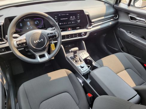 Certified 2025 Kia Sportage LX AWD/4WD image 26