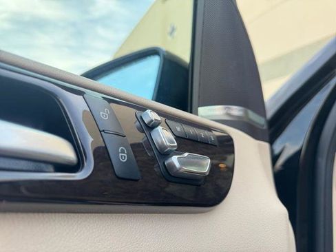 Used 2018 Mercedes-Benz GLE 350 4MATIC image 16