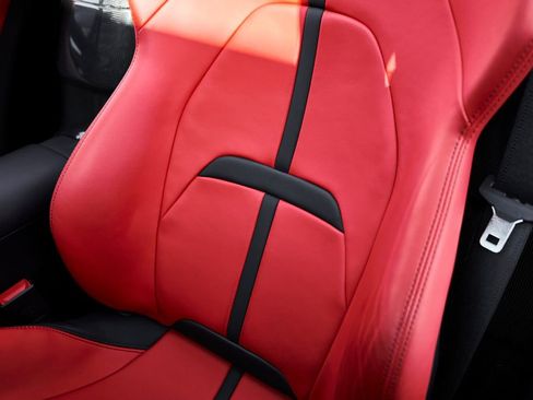 Used 2024 Ferrari SF90 Spider image 53