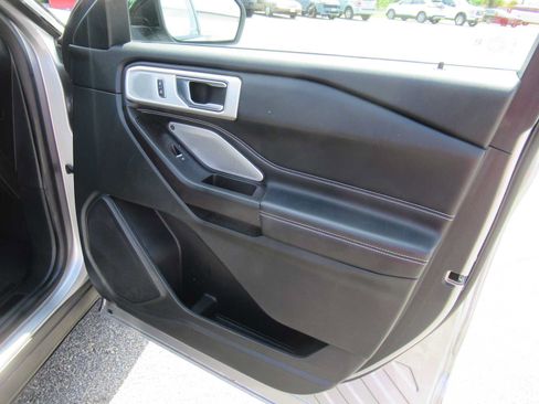 Used 2020 Ford Explorer ST w/ ST Street Pack AWD/4WD image 14