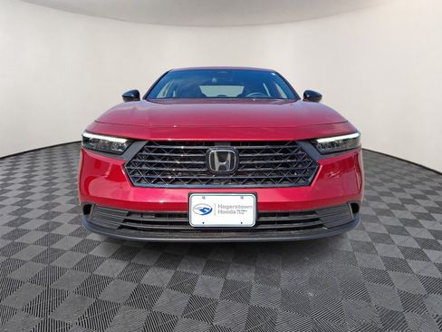 Used 2023 Honda Accord Sport image 2