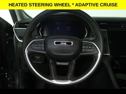 Used 2023 Jeep Grand Cherokee L Limited AWD/4WD image 7