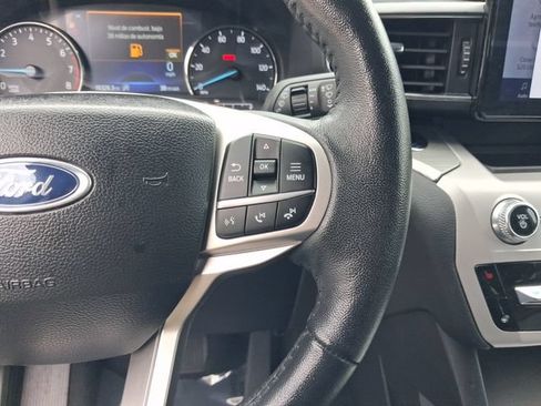 Used 2024 Ford Explorer XLT w/ Equipment Group 202A RWD image 18