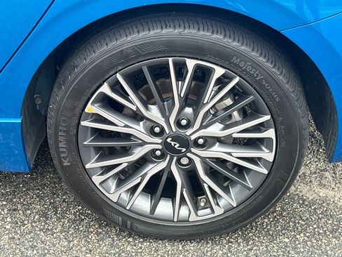 Used 2024 Kia Forte GT-Line w/ GT-Line Premium Package image 19