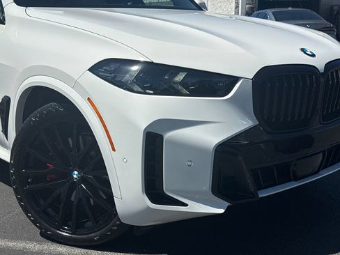 Used 2024 BMW X5 sDrive40i w/ M Sport Package RWD image 6