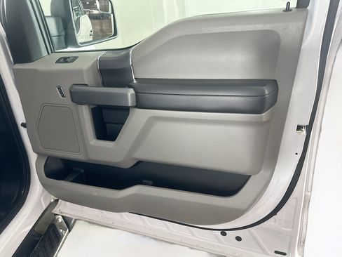 Used 2018 Ford F150 XLT w/ Equipment Group 301A Mid image 29