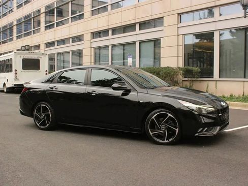 Used 2022 Hyundai Elantra N Line w/ Cargo Package image 2