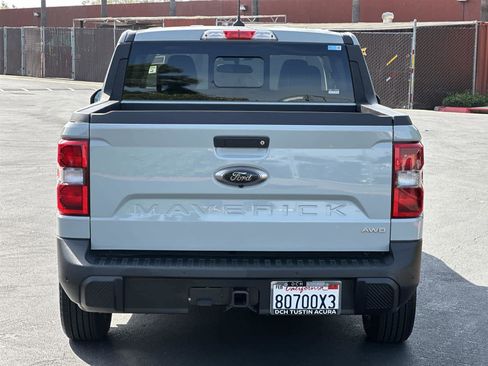 Used 2024 Ford Maverick Lariat w/ Black Appearance Package AWD/4WD image 6
