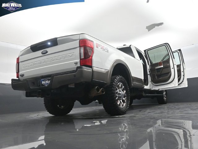 Certified 2022 Ford F350 King Ranch w/ King Ranch Ultimate Package AWD/4WD image 29
