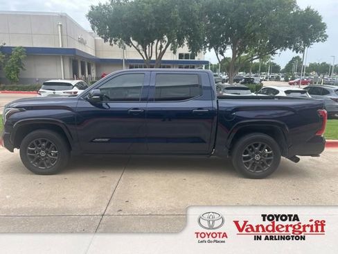 Used 2024 Toyota Tundra Platinum AWD/4WD image 1