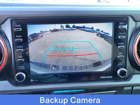 Used 2022 Toyota Tacoma TRD Sport image 16