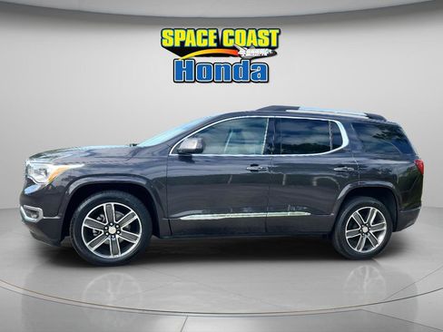 Used 2017 GMC Acadia Denali FWD image 9