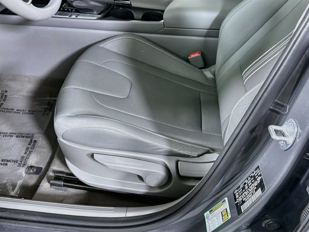 Certified 2023 Hyundai Elantra SEL w/ Convenience Package FWD image 25