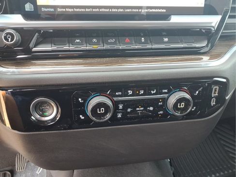 Certified 2024 Chevrolet Silverado 1500 LT AWD/4WD image 12