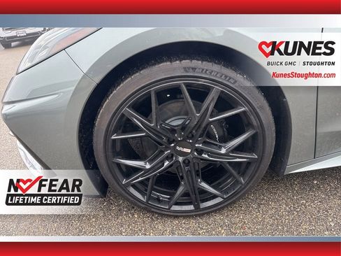 Used 2024 Chevrolet Corvette Stingray Preferred Conv w/ 2LT image 14