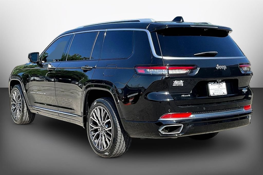 Used 2023 Jeep Grand Cherokee L Summit AWD/4WD image 4